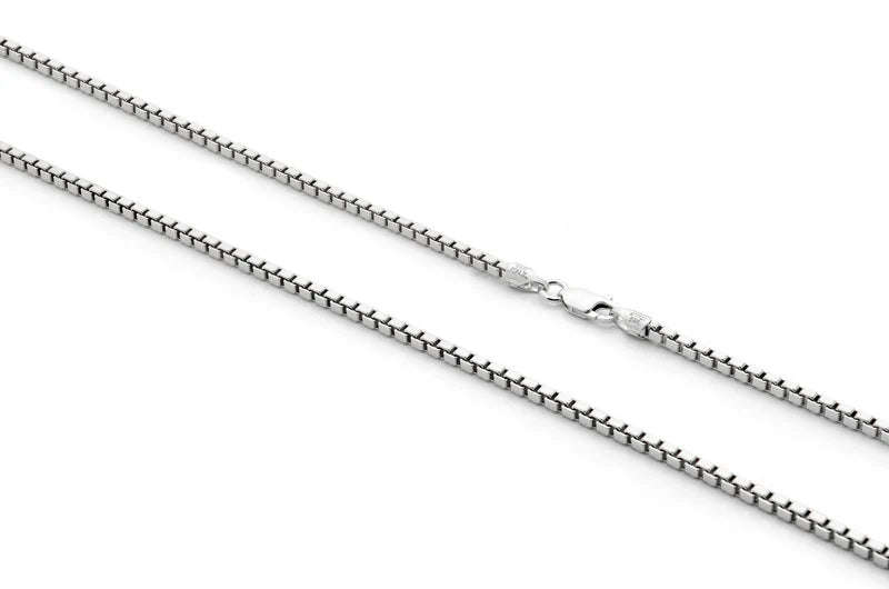 Sterling Silver Our Lady of Miraculous Medal Box Chain Necklace